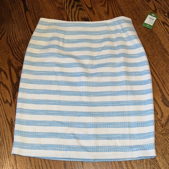 Lilly Pulitzer Hyacinth Boucle Blue and White Striped Pencil Skirt NWT Size 12 - Picture 2 of 8